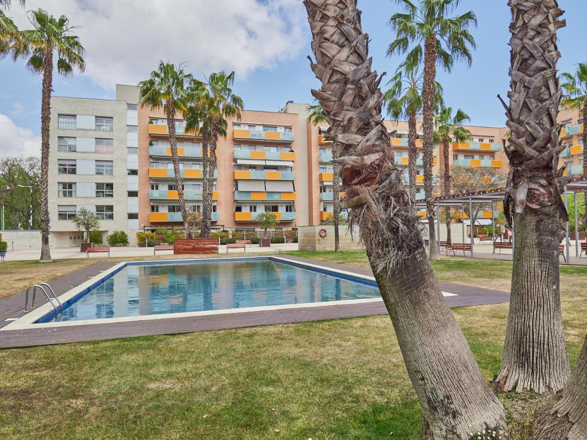 Vila Olimpica Pool Suites Барселона Екстериор снимка