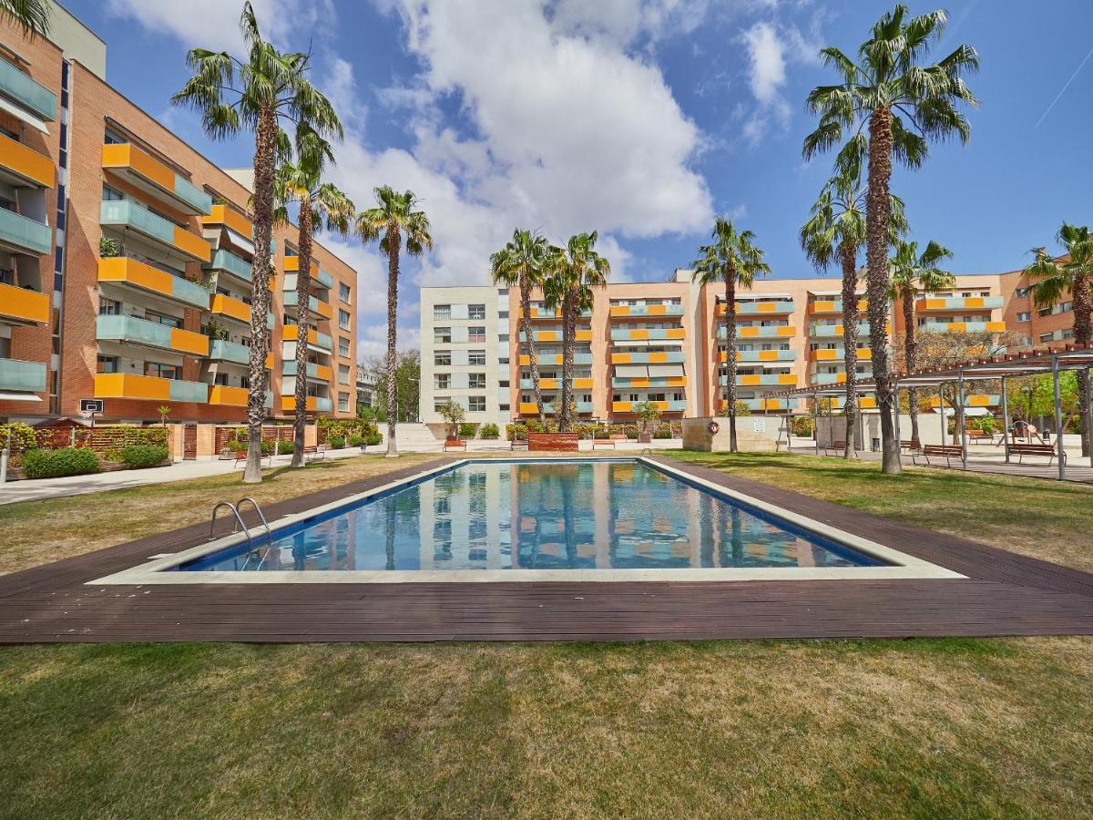 Vila Olimpica Pool Suites Барселона Екстериор снимка